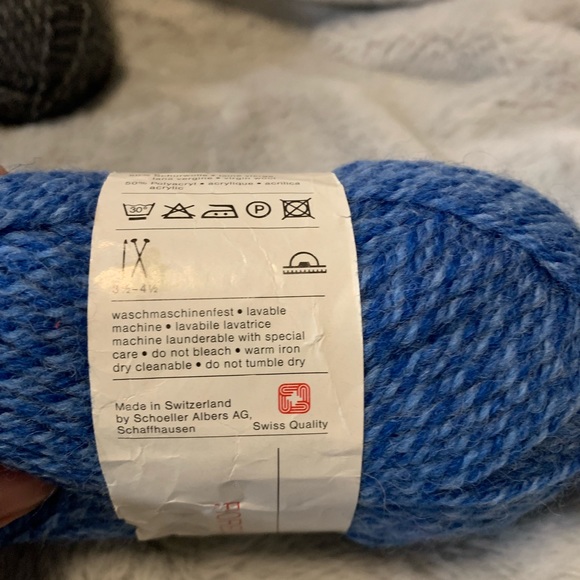 4 Skeins Schaffhauser Wolle Yarn Virgin Wool Acrylic 3 Gray 1 Blue - Picture 11 of 12